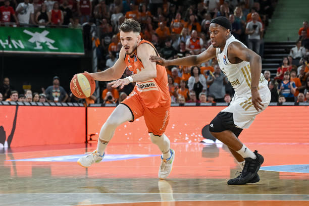 团队力量决 团队力量决