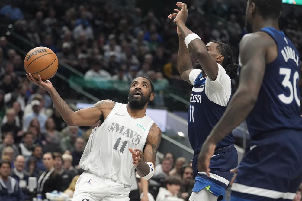 她的职业生 她的职业生