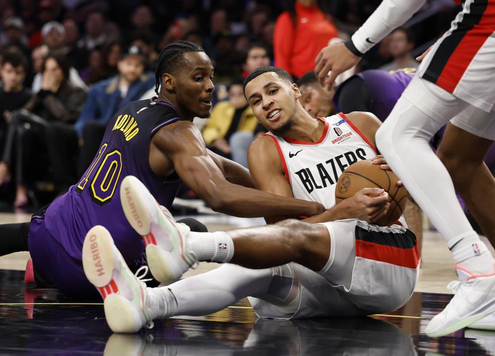 上接受采访 上接受采访