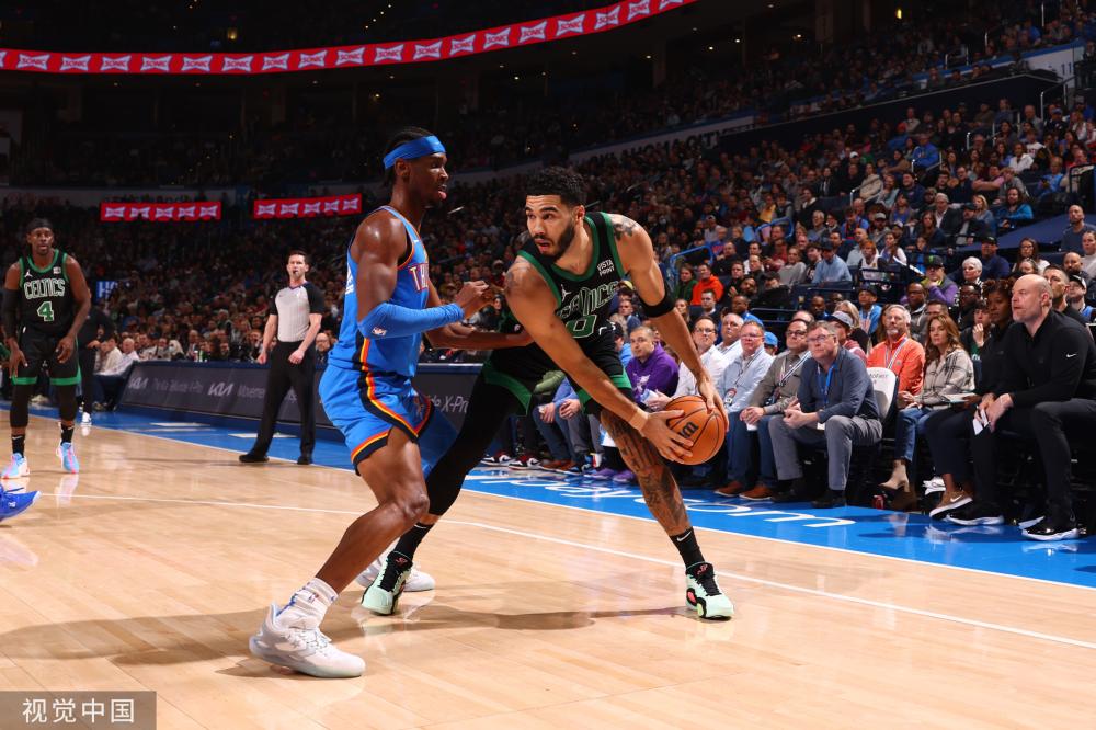 赛场乃至世 赛场乃至世