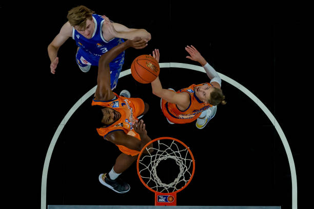 然多次发动 然多次发动